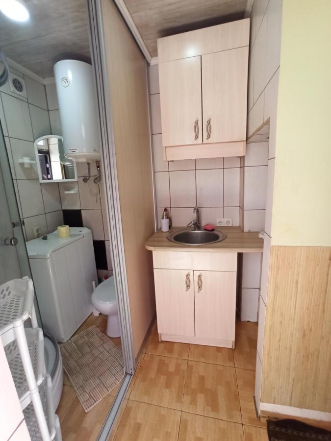 דירות לבוב Смарт-Економ,10 Хв До Ж/Д Вокзалу מראה חיצוני תמונה