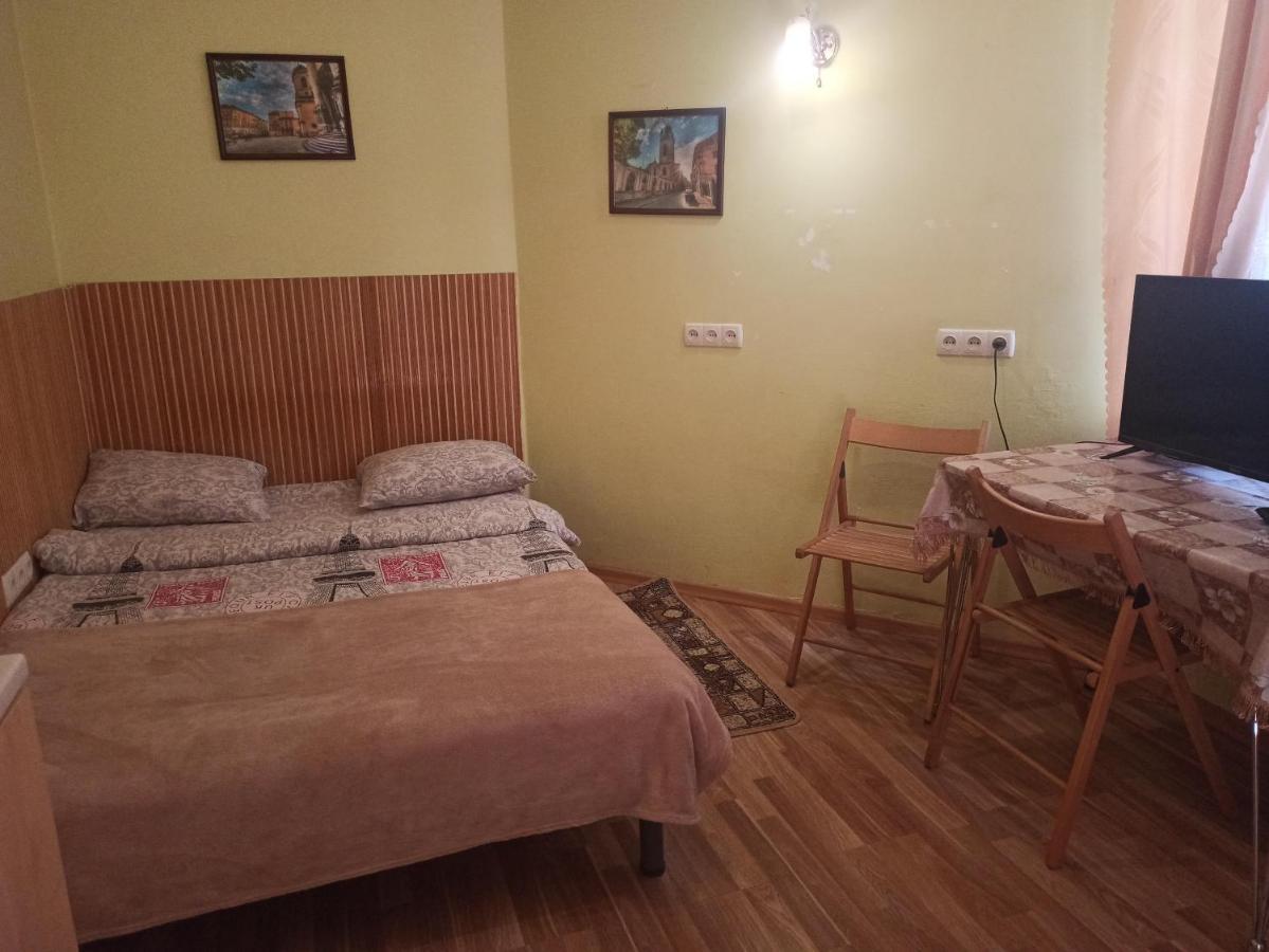 דירות לבוב Смарт-Економ,10 Хв До Ж/Д Вокзалу מראה חיצוני תמונה